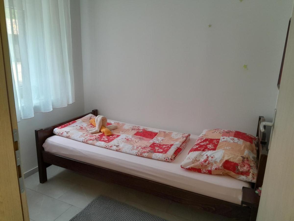 Apartmani Studio Apartmani Senjska Maslina 센 외부 사진